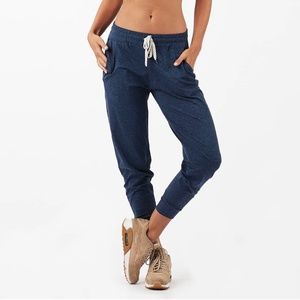 Vuori Performance Jogger Navy Heather Large